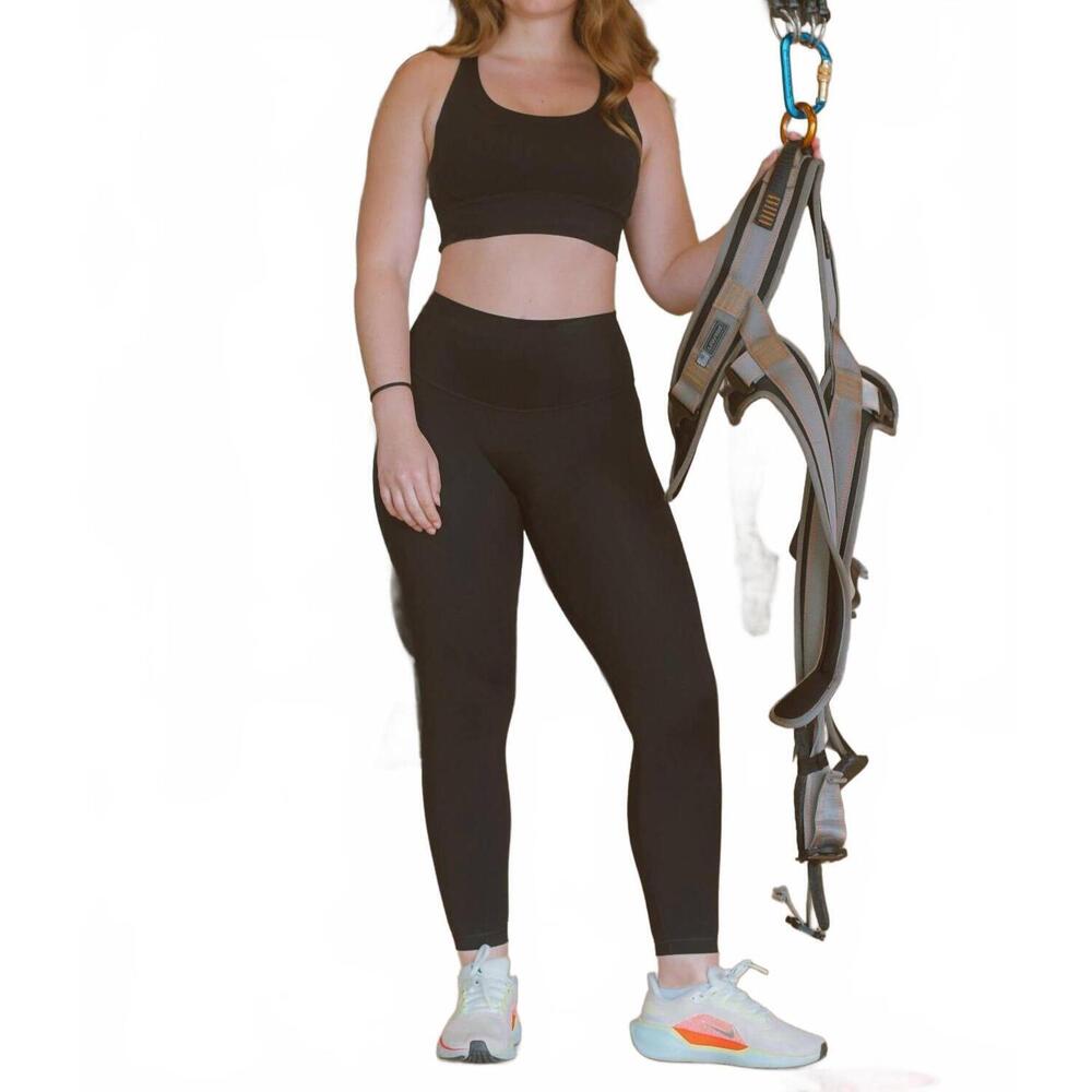 NEW INSPIRA motivated sports bra in black